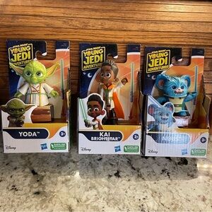 2023 Star Wars Young Jedi Adventures - Set of 3 Figures -‎ Kai, Nubs &Yoda NEW